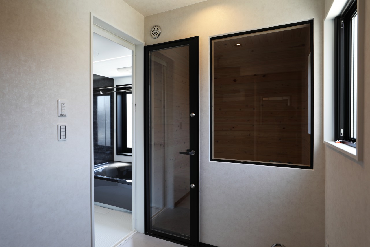 M様邸 サウナ 水風呂 外気浴の黄金動線 ラグジーホーム ハナコハウス 北九州で低価格高品質の注文住宅を建てるなら